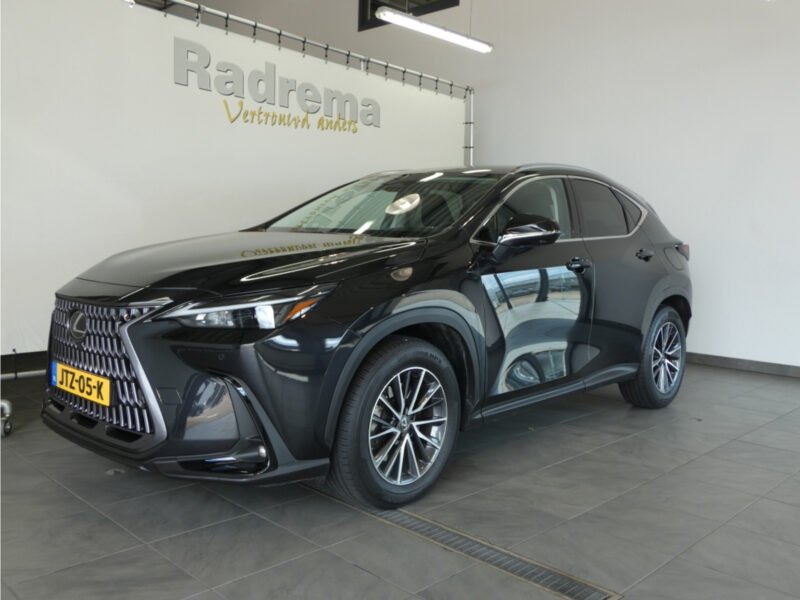 Lexus NX 450h+ AWD Lux. Line Hybride