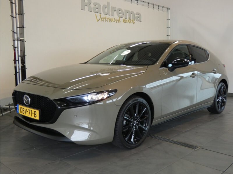 Mazda 3 Skyactive-G 2.5i 140 PK Automaat Nagisa!
