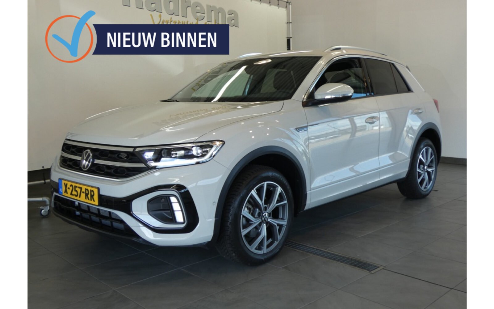 Volkswagen T-Roc 1.5 TSI R-Line Autom Virtual cockpit, Navi, NL Auto !, foto 1